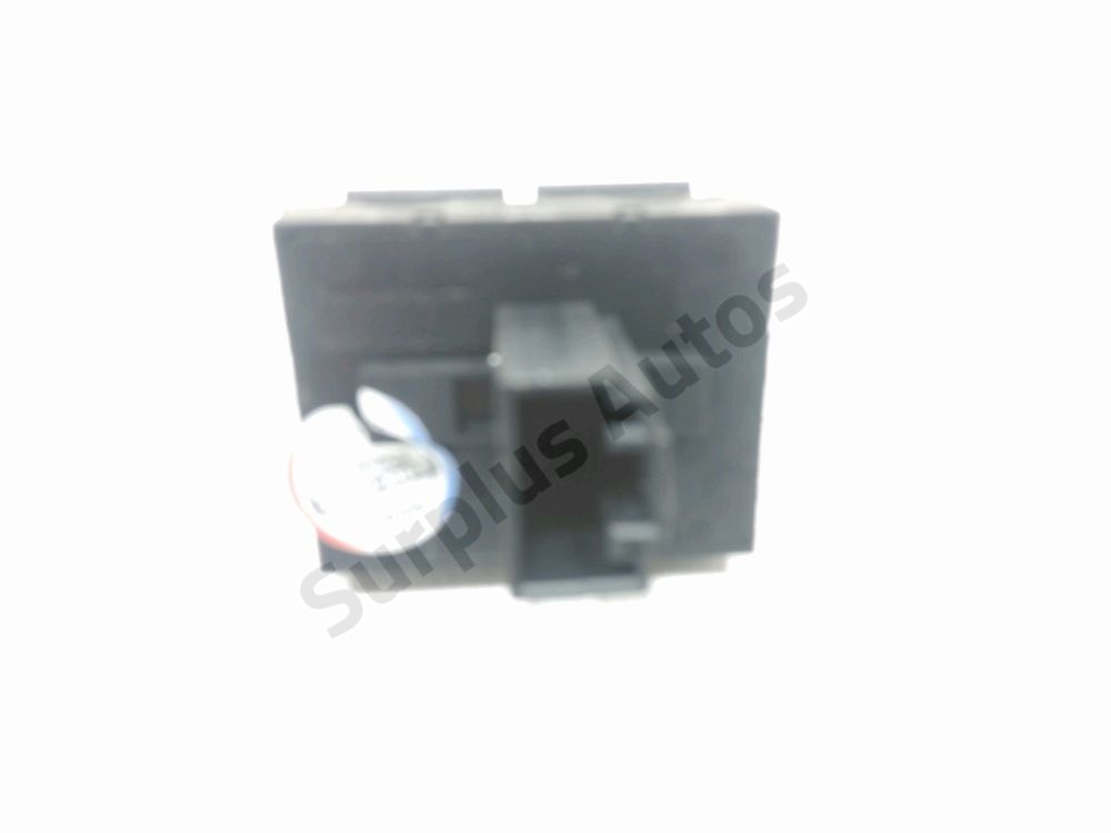 Commande lève-vitre avant gauche