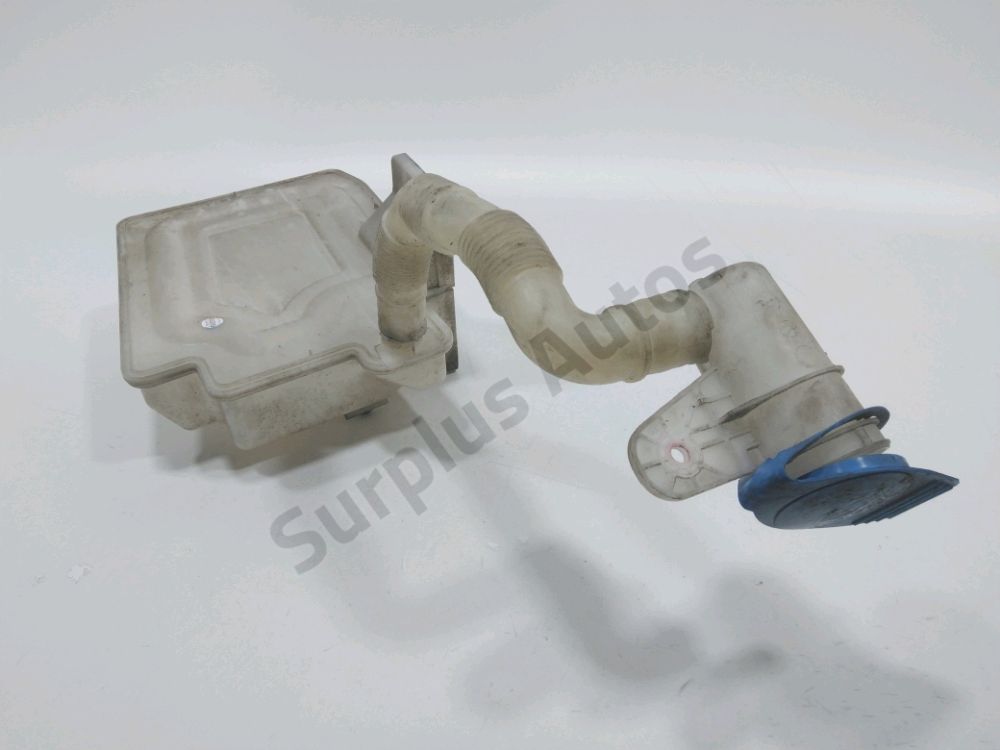 Réservoir de lave glace avant