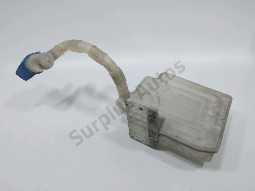 Réservoir de lave glace avant