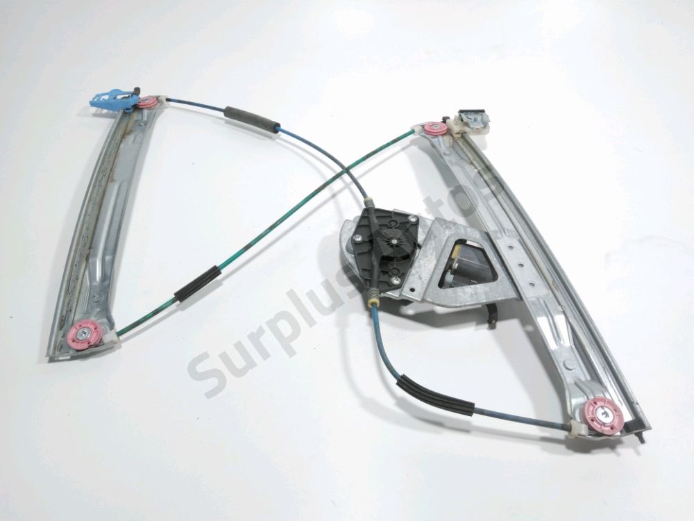 Lève-vitre électrique avant droit