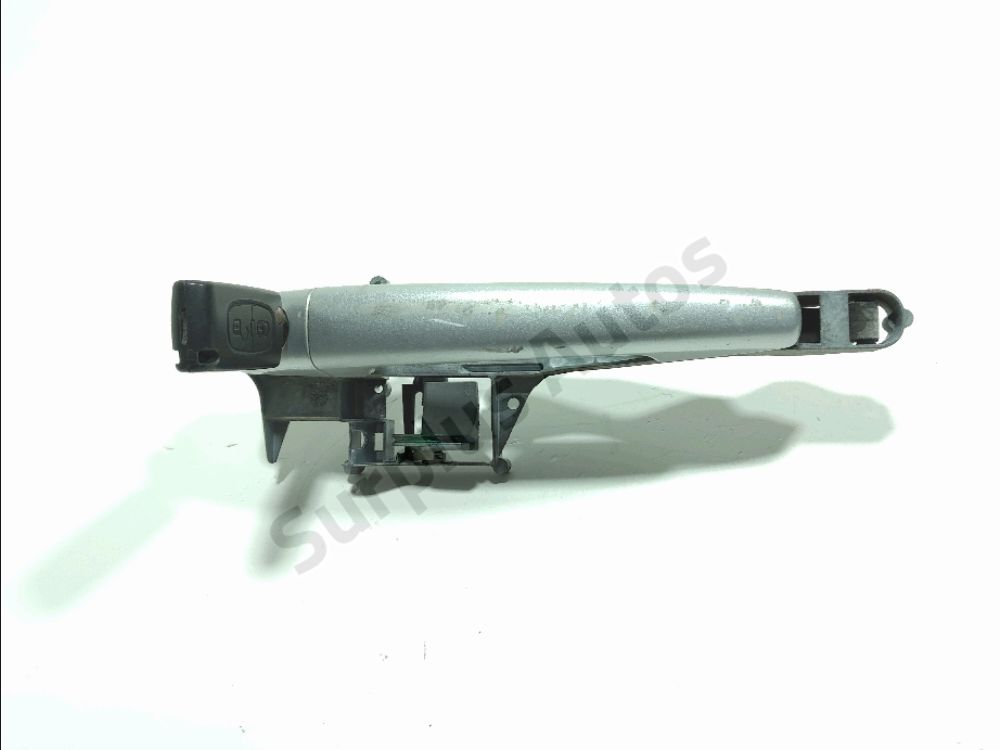 Poignée extérieure avant gauche