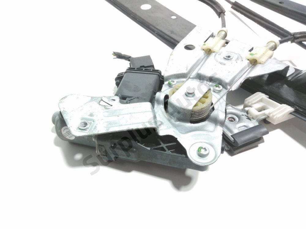 Lève-vitre électrique avant gauche