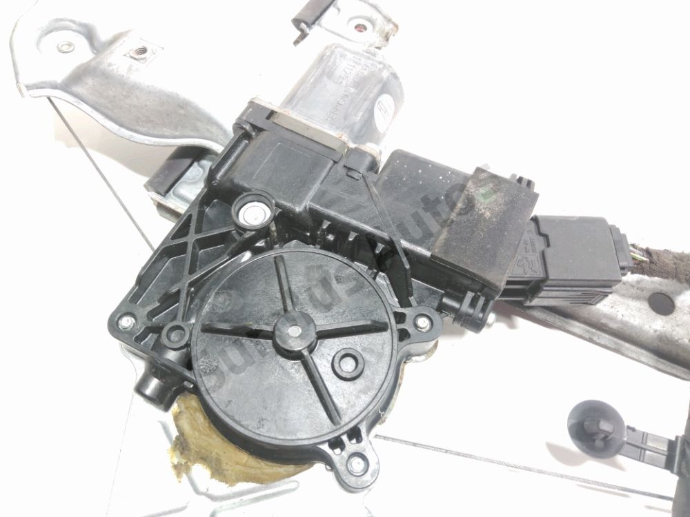 Lève-vitre électrique arrière droit