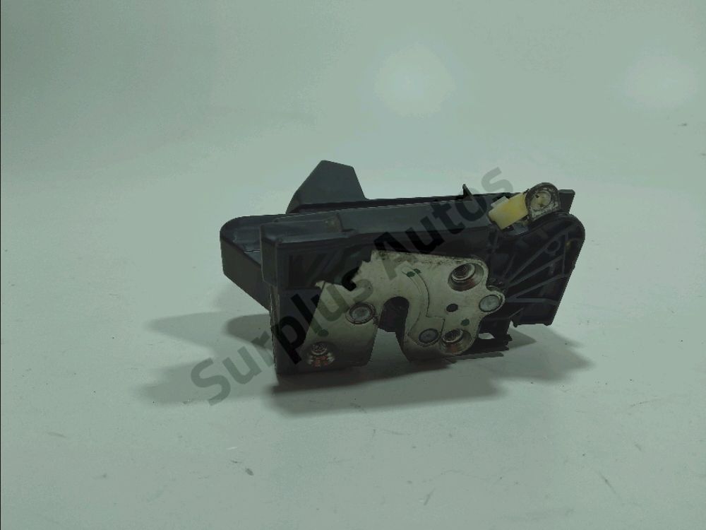 Serrure de porte arrière droite