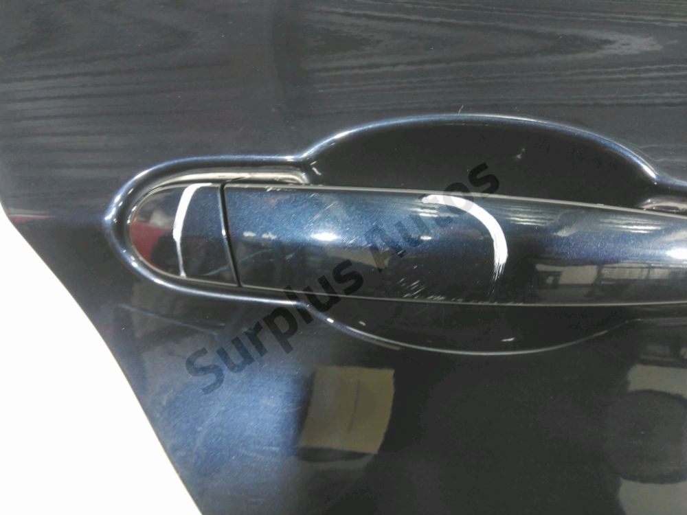 Porte arrière droite