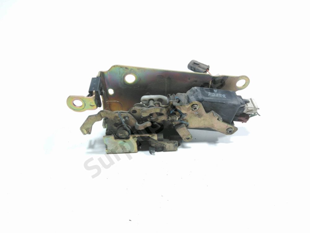 Serrure de porte avant gauche