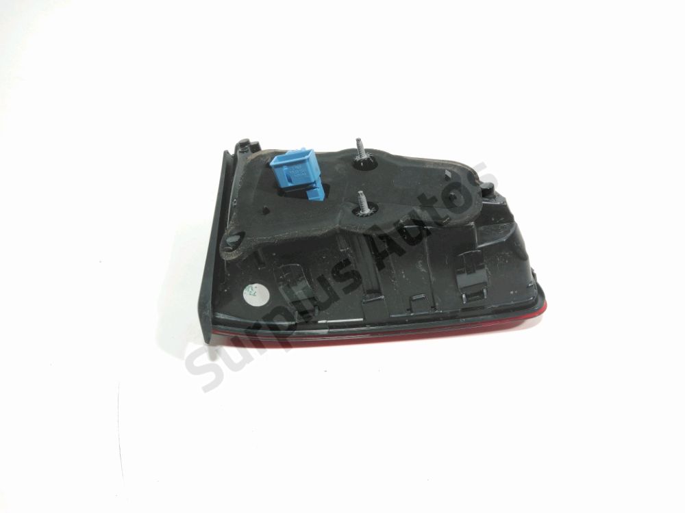 Feu arrière intérieur droit