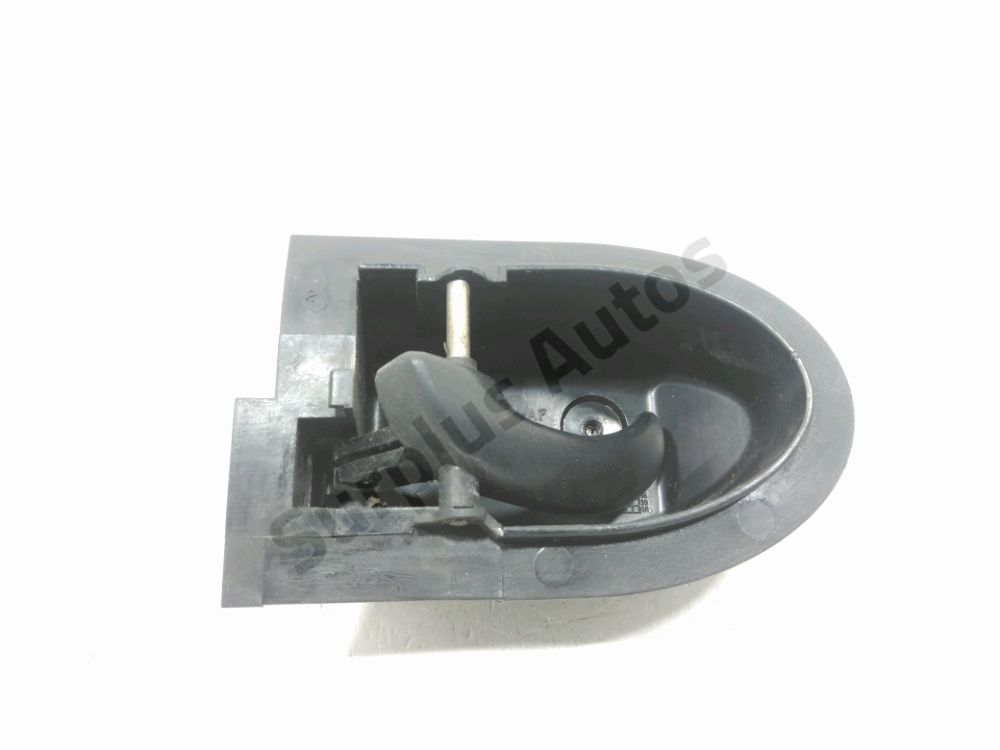 Poignée intérieure porte avant gauche