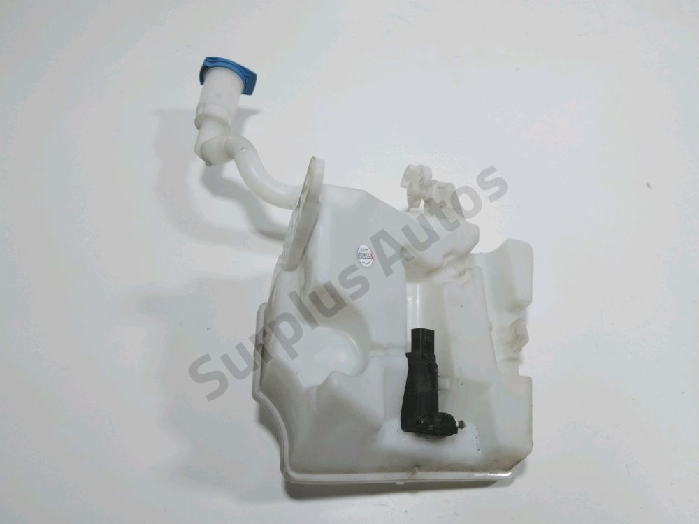 Réservoir de lave glace avant