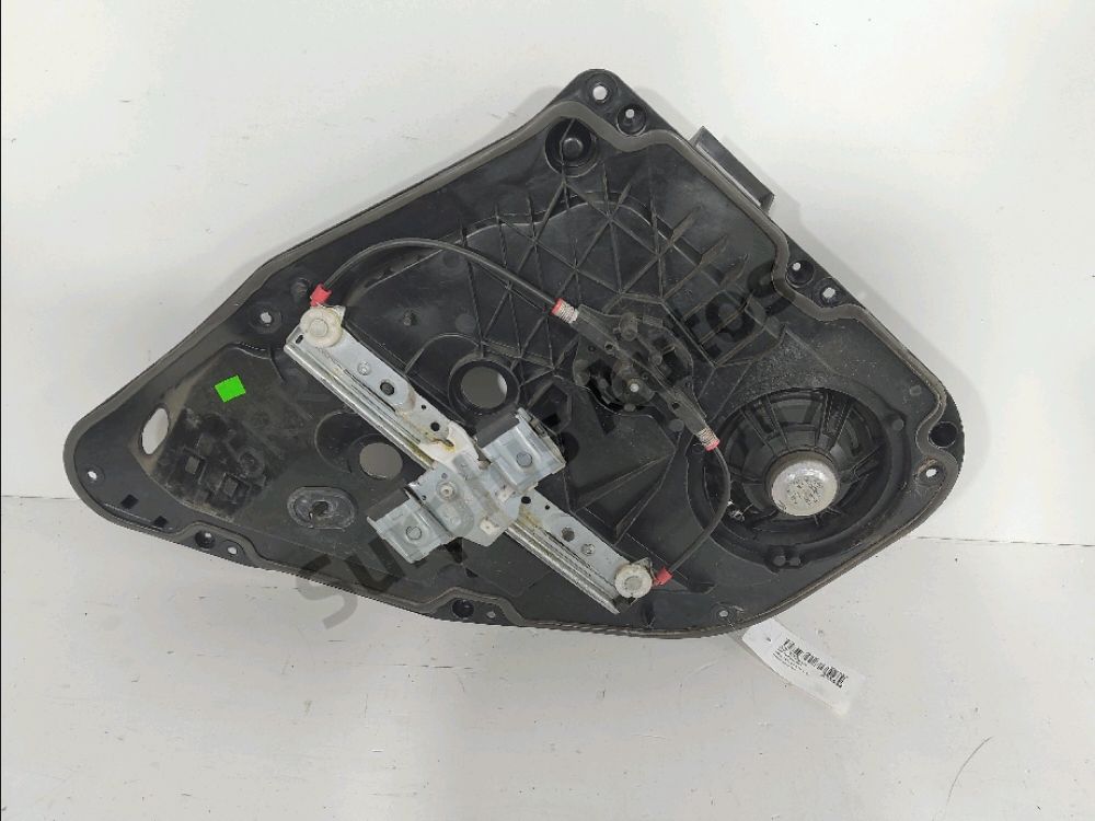 Lève-vitre manuel arrière gauche