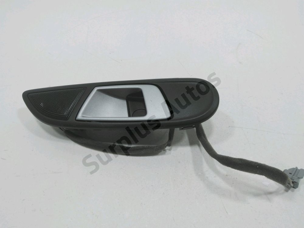 Poignee interieure porte avant droite