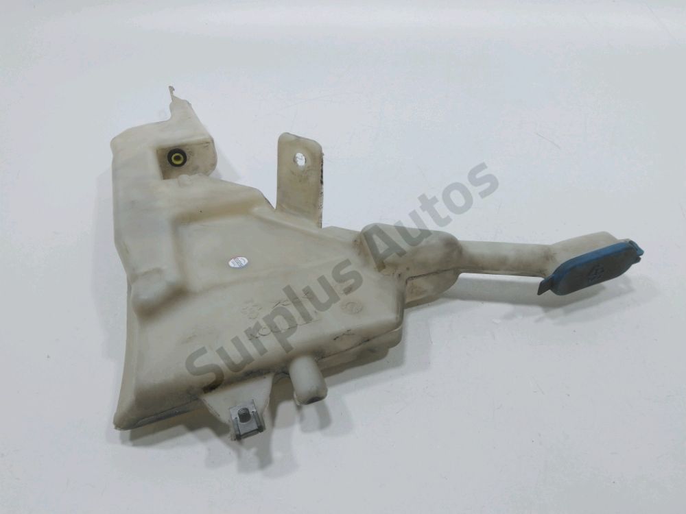 Reservoir de lave glace avant