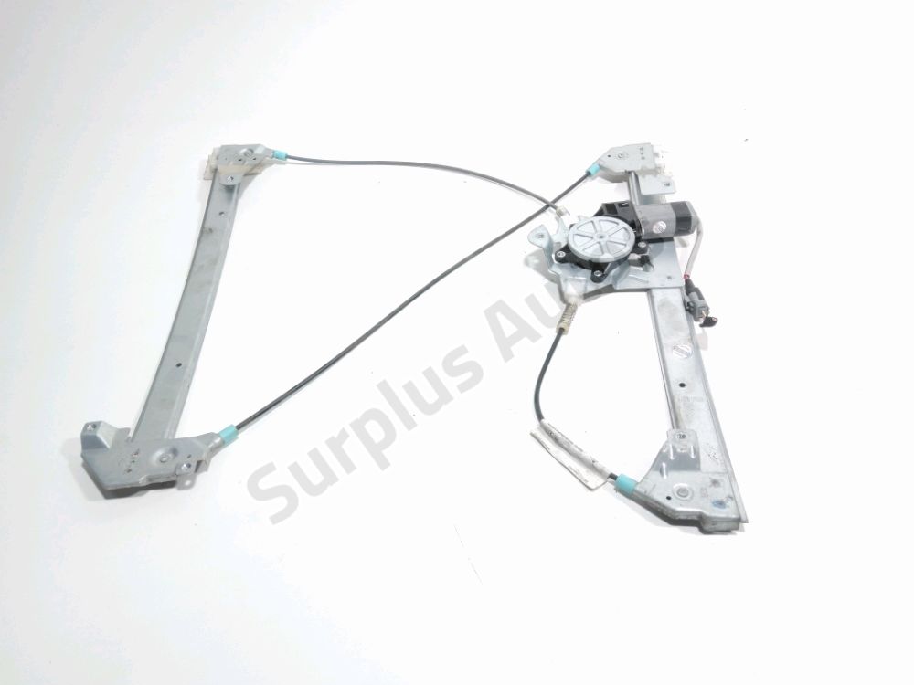 Lève-vitre électrique avant gauche