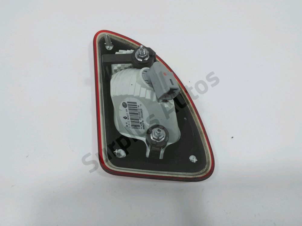 Feu arrière intérieur droit