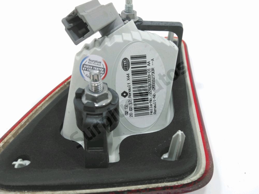 Feu arrière intérieur gauche