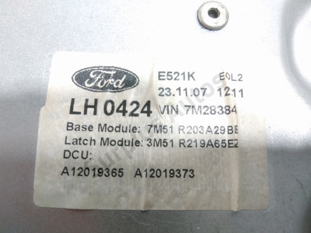 Lève-vitre électrique avant gauche