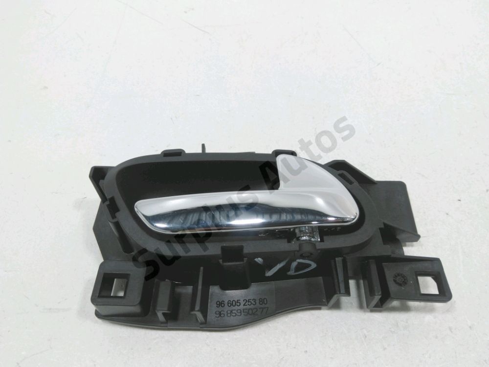 Poignee interieure porte avant droite