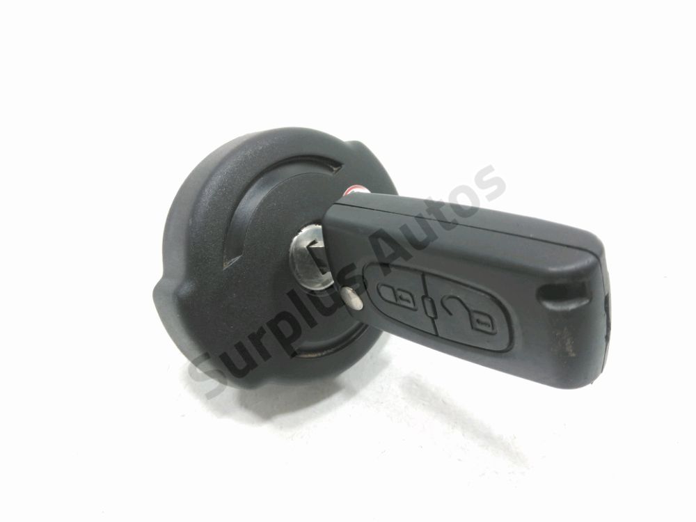 Bouchon de réservoir à carburant