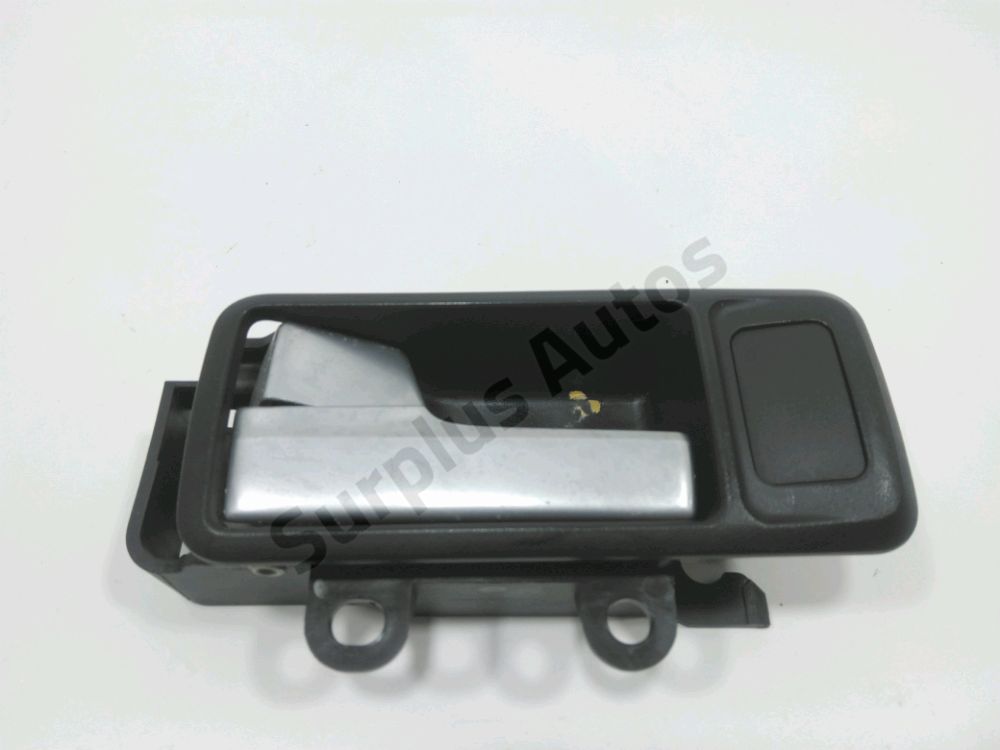 Poignee interieure porte arriere gauche