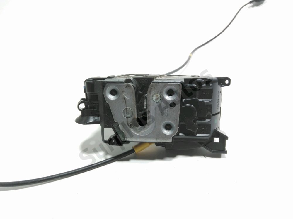 Serrure de porte avant gauche