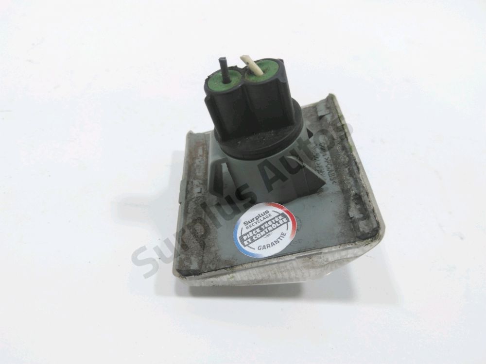 Répétiteur d'aile gauche