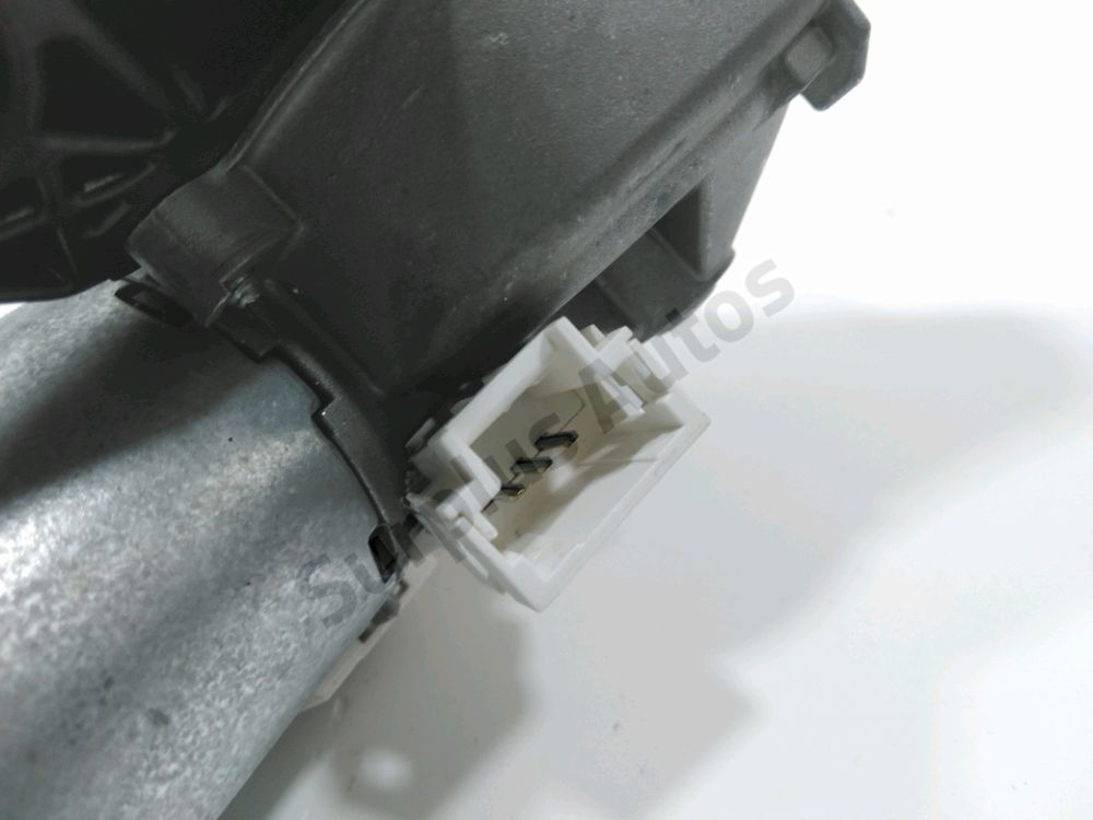 Moteur d'essuie glace arrière