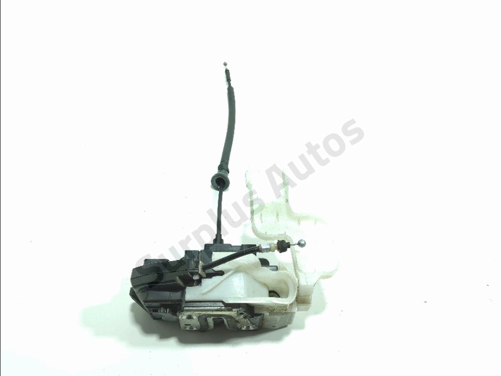 Serrure de porte avant gauche