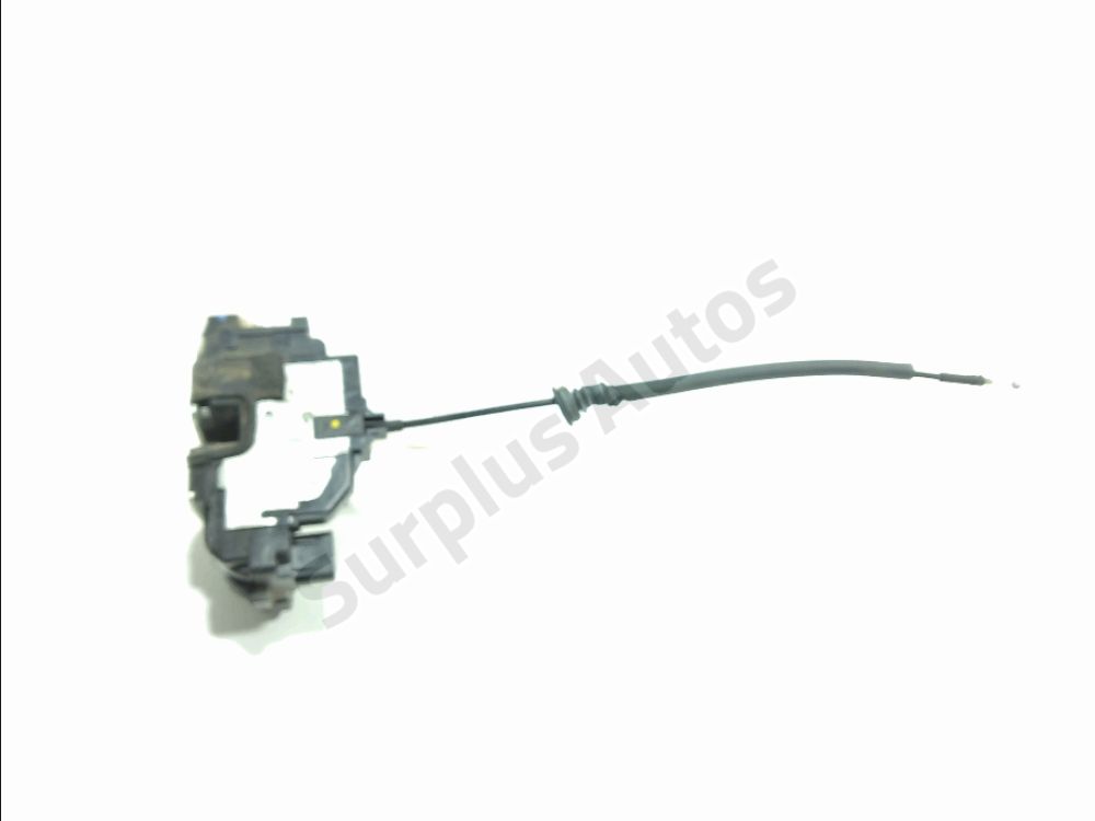 Serrure de porte avant gauche