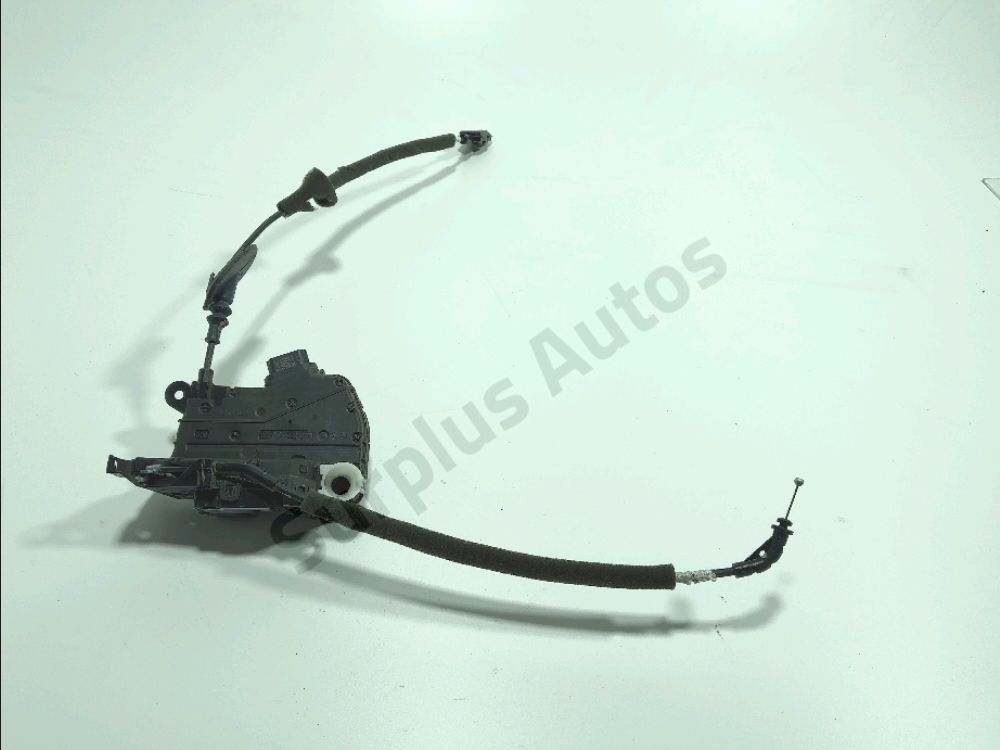 Serrure de porte avant gauche