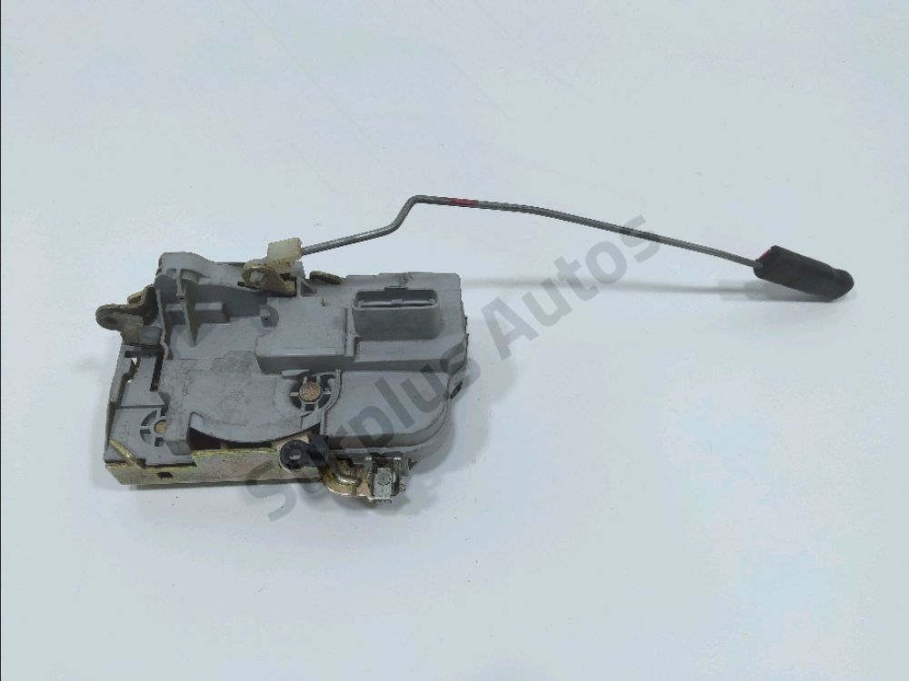 Serrure de porte avant gauche