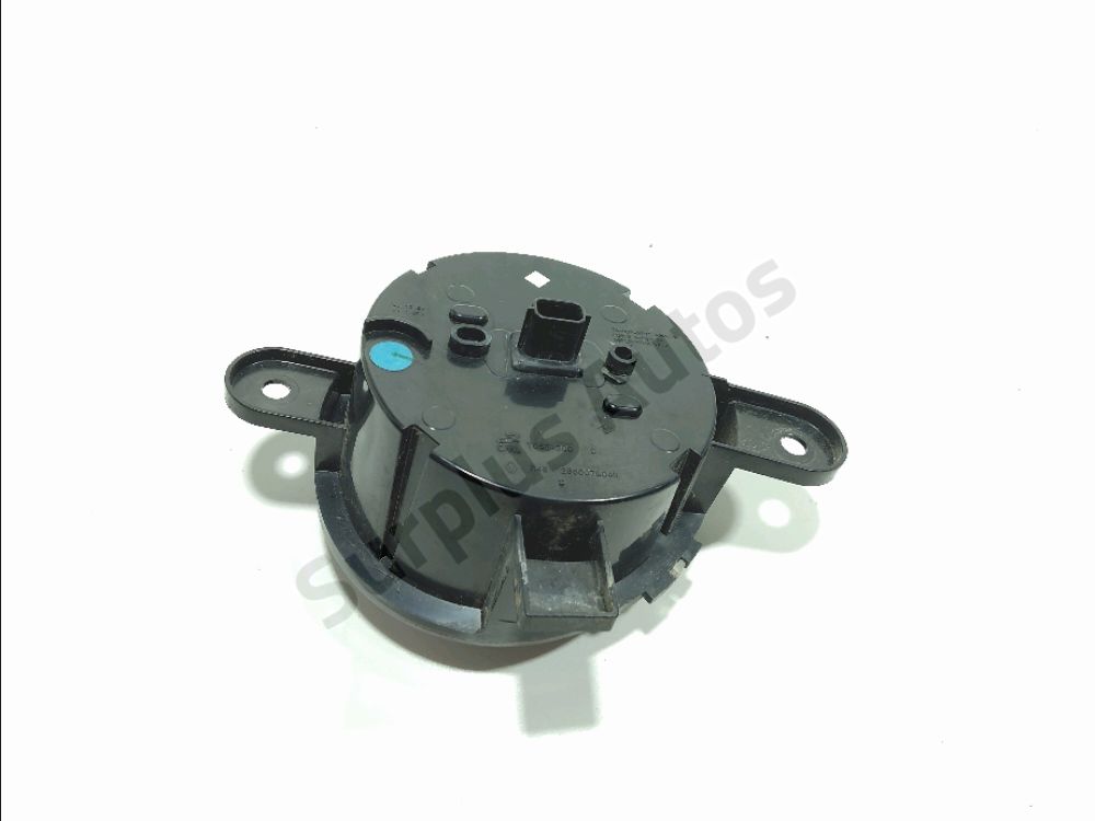 Feu diurne avant droit