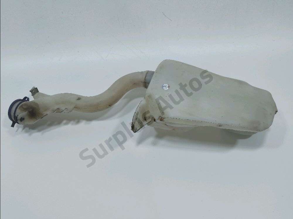 Reservoir de lave glace avant