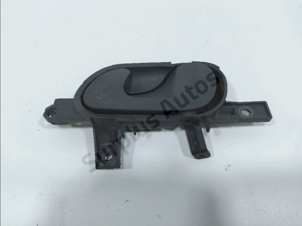 Poignee interieure porte avant droite