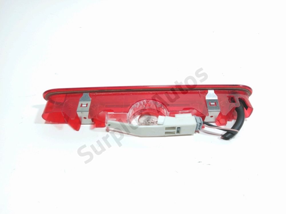 Feu stop supplémentaire