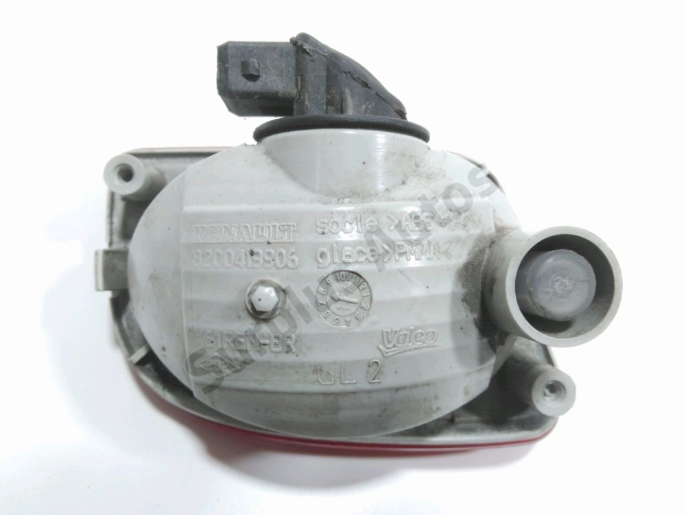 Feu de brouillard arrière gauche