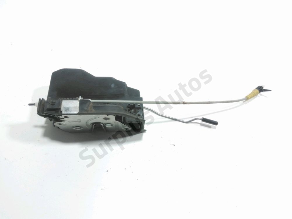 Serrure de porte avant gauche