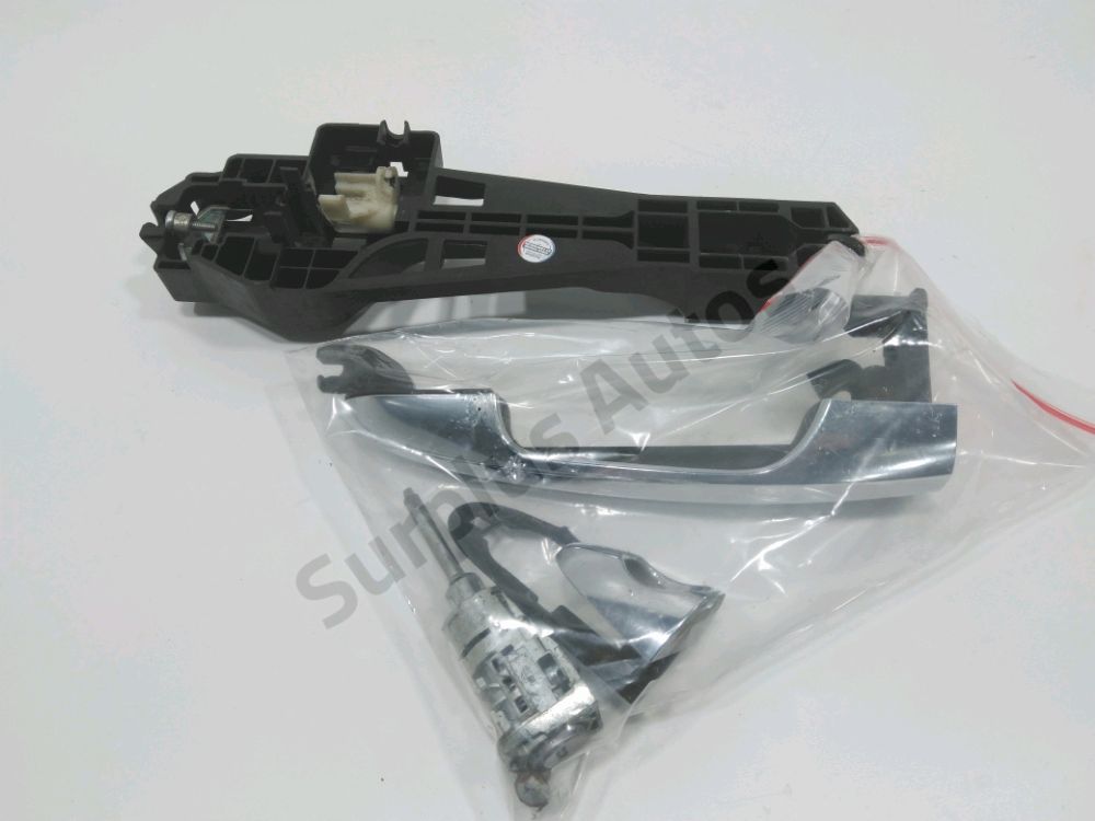 Poignée extérieure avant gauche