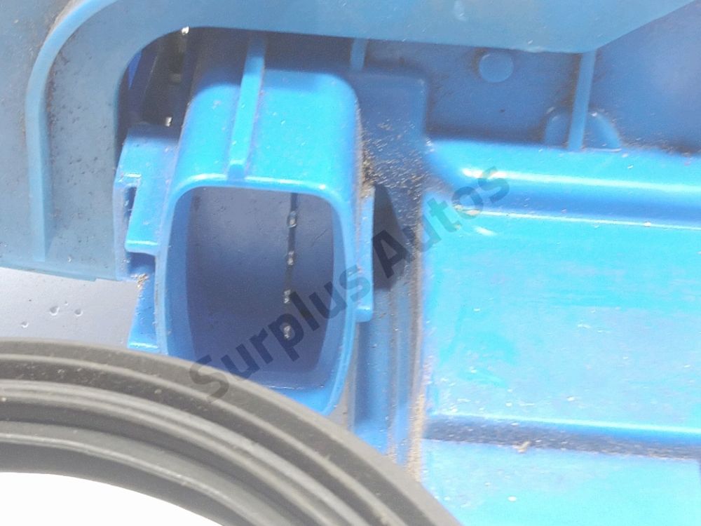 Serrure de porte avant gauche