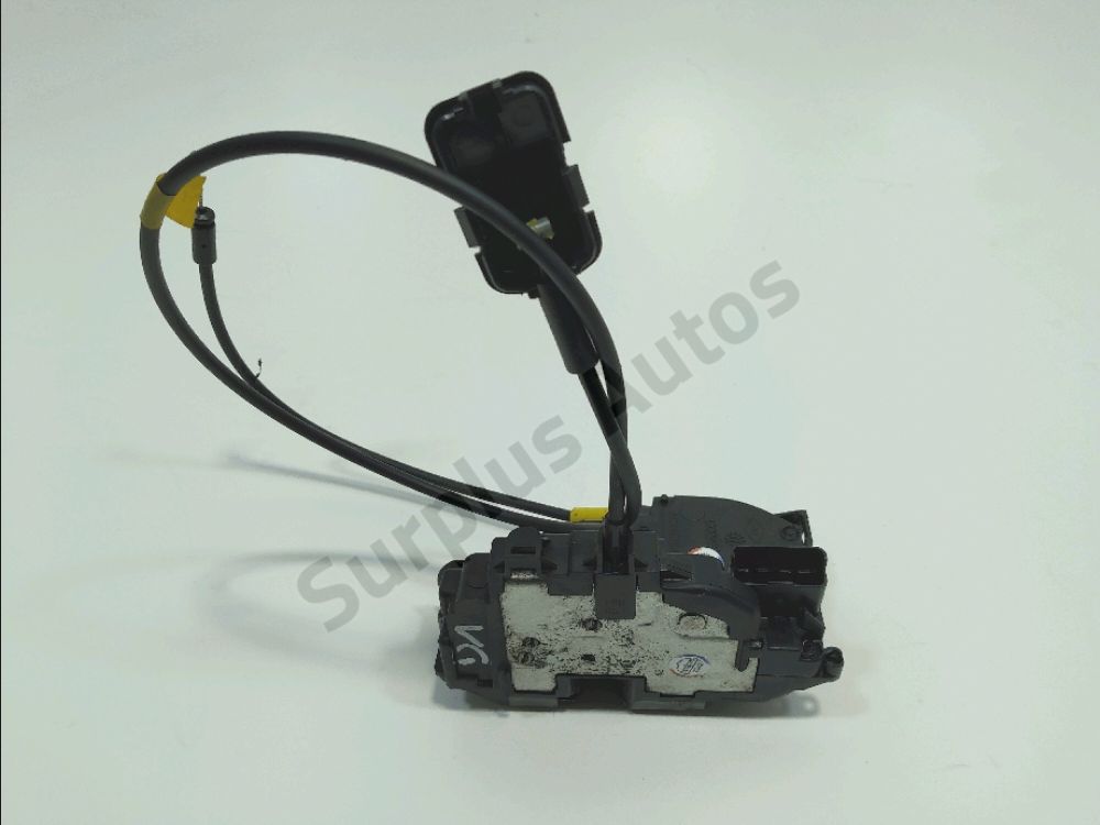 Serrure de porte avant gauche