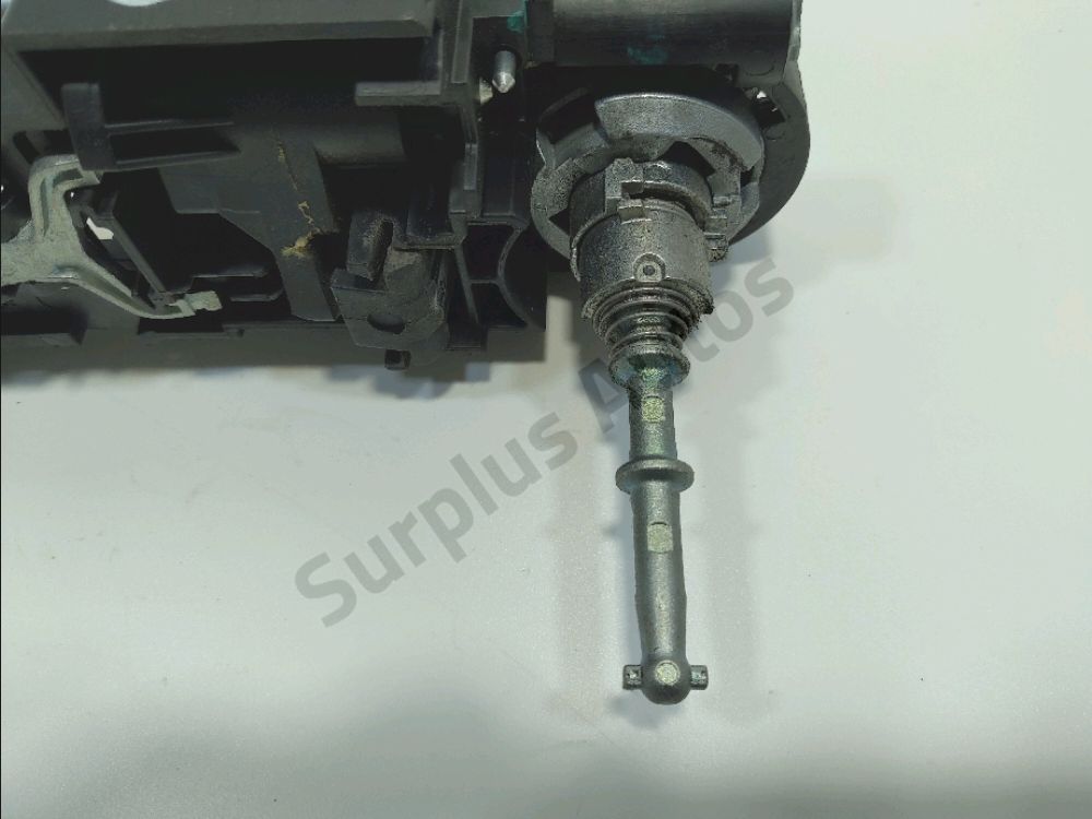 Poignée extérieure avant gauche