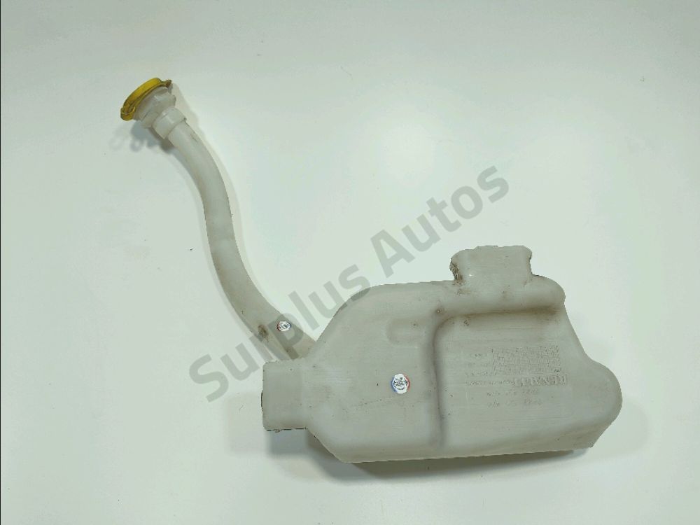 Réservoir de lave glace avant