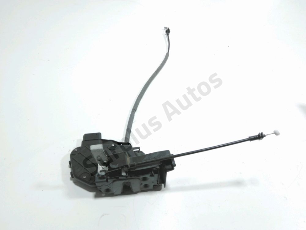 Serrure de porte avant gauche