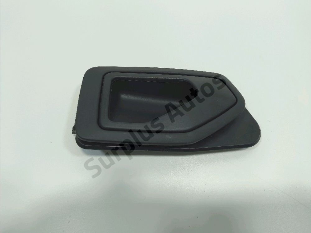 Poignee interieure porte avant gauche