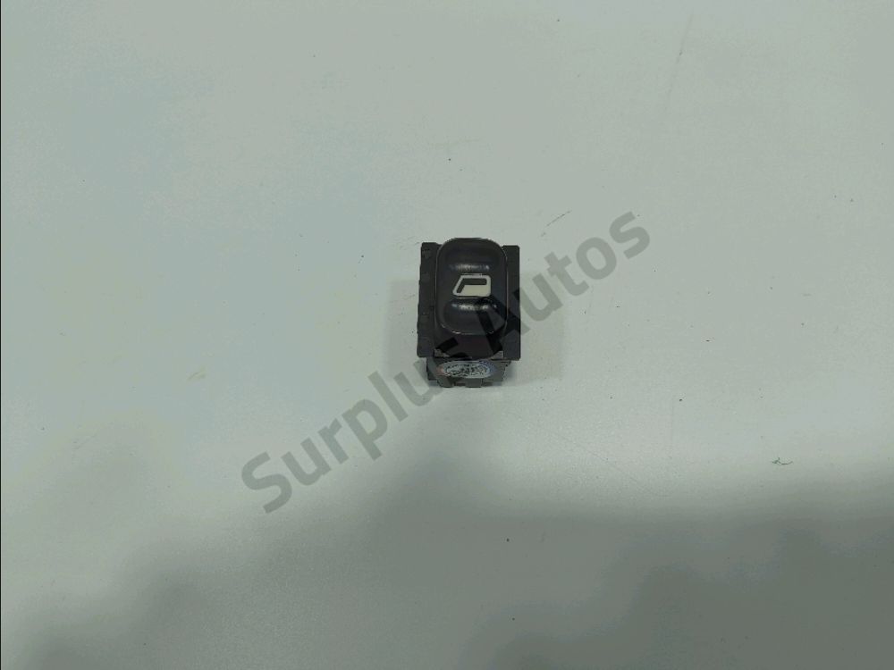 Commande lève-vitre avant droit