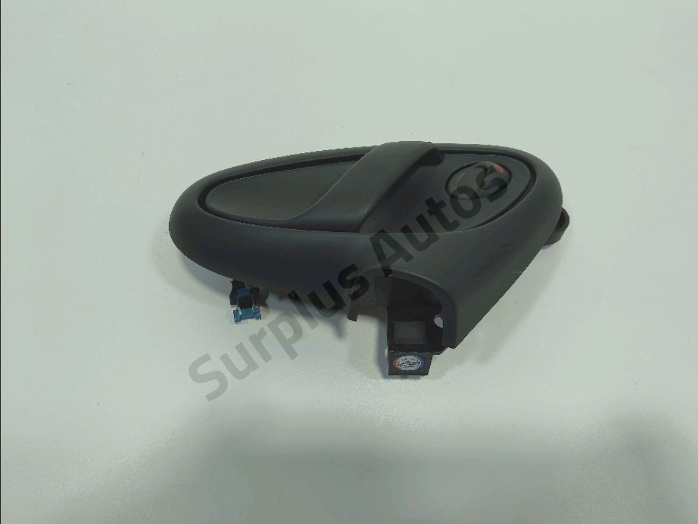 Poignee interieure porte arriere gauche