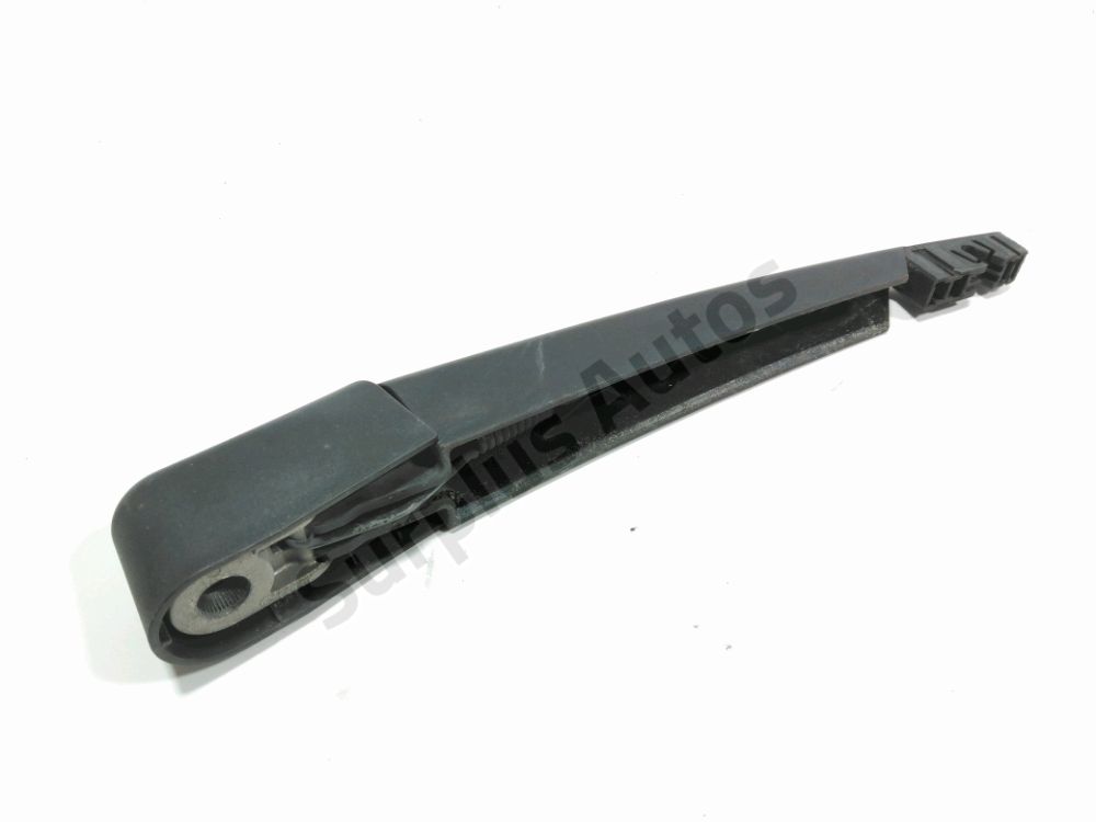 Bras d'essuie-glace arrière