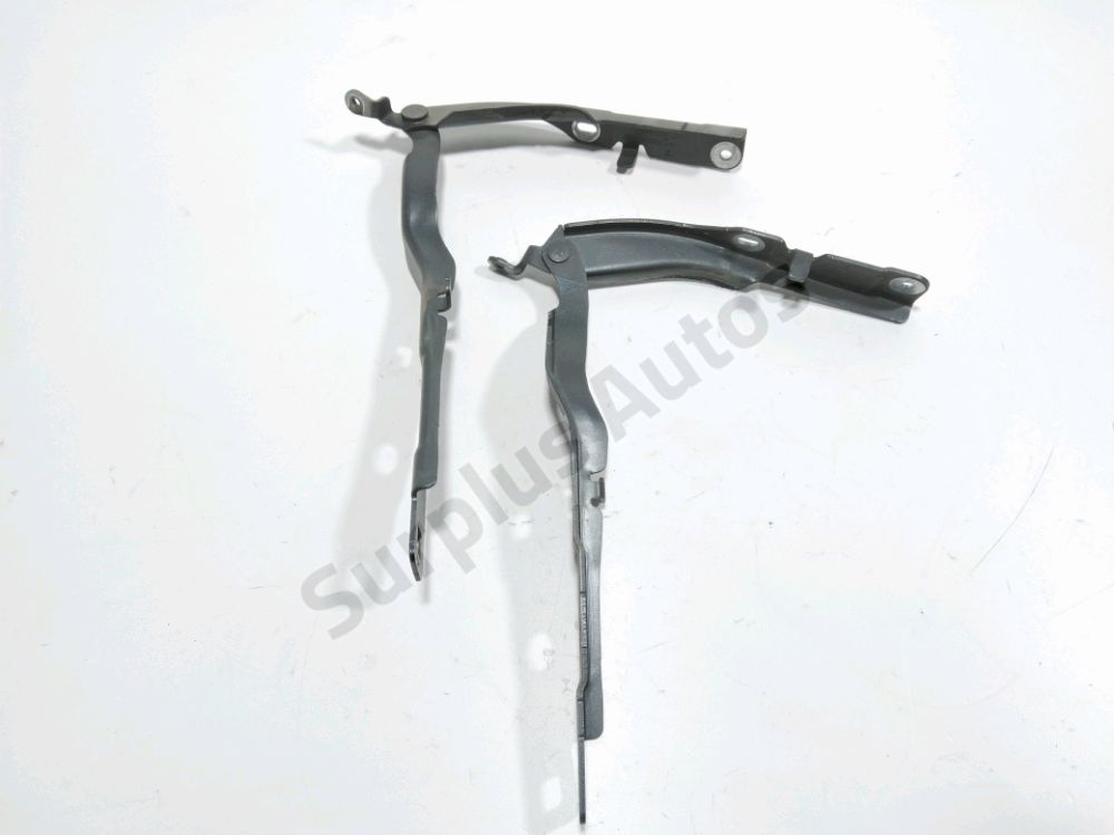 Jeu de charnières de capot