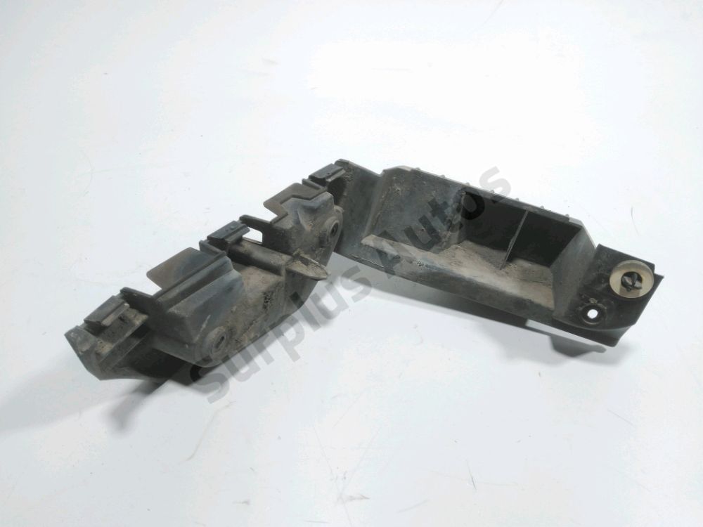 Support droit de pare-choc arriere