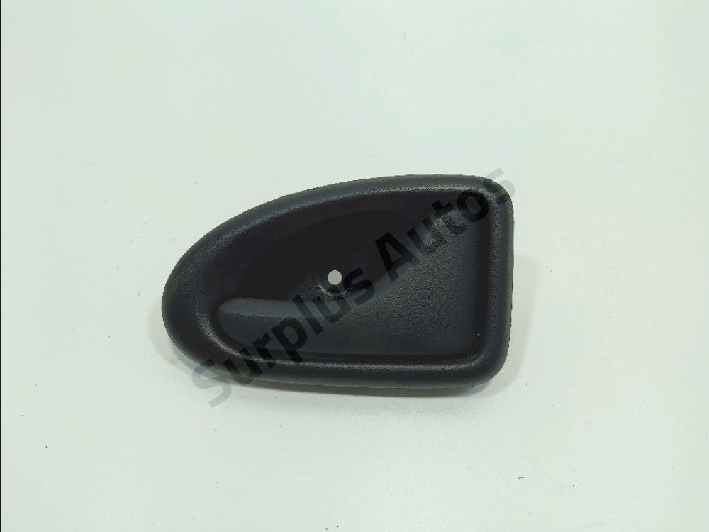 Poignee interieure porte arriere droite