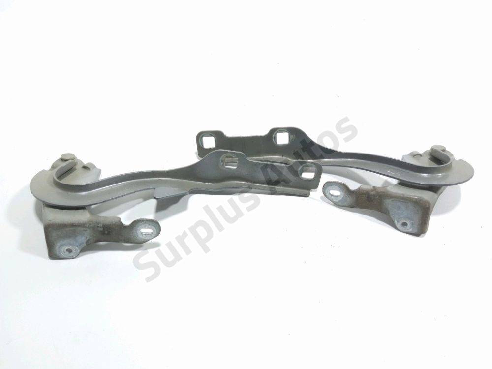 Jeu de charnières de capot